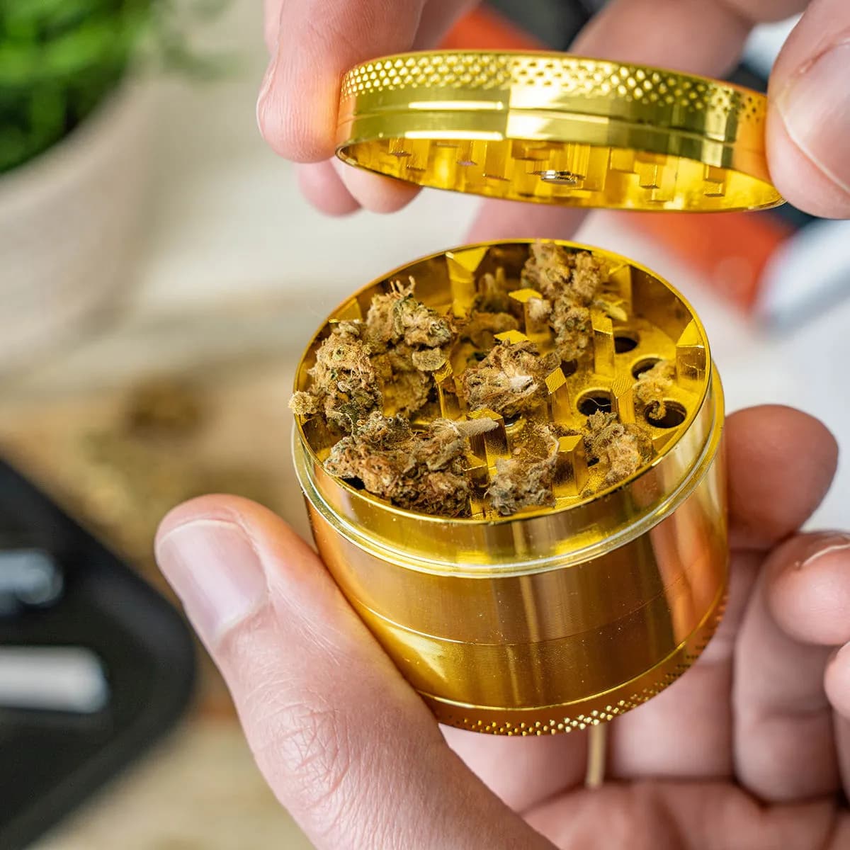 Metallkvarn 24K guld